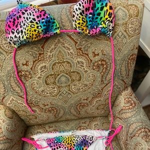 🔆 Opi swimsuit cheetah print large bundle& save